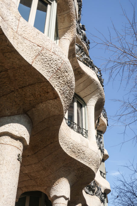 La pedrera (Casa Mila) – Antoni Gaudi – WikiArquitectura_011