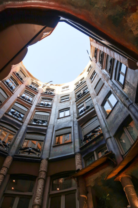 La pedrera (Casa Mila) – Antoni Gaudi – WikiArquitectura_021