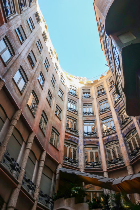 La pedrera (Casa Mila) – Antoni Gaudi – WikiArquitectura_023