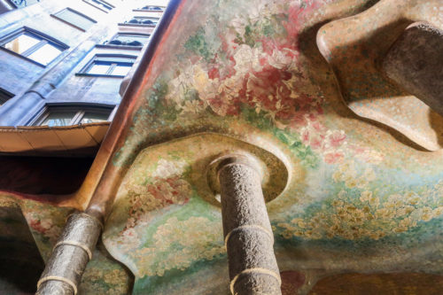 La pedrera (Casa Mila) – Antoni Gaudi – WikiArquitectura_116