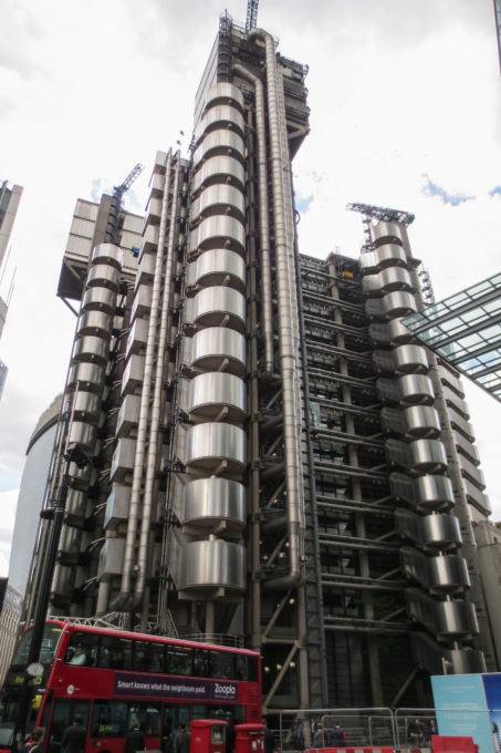 Lloyds Building – Richard Rogers – WikiArchitecture_002