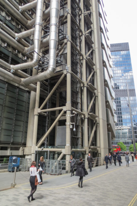 Lloyds Building – Richard Rogers – WikiArchitecture_018