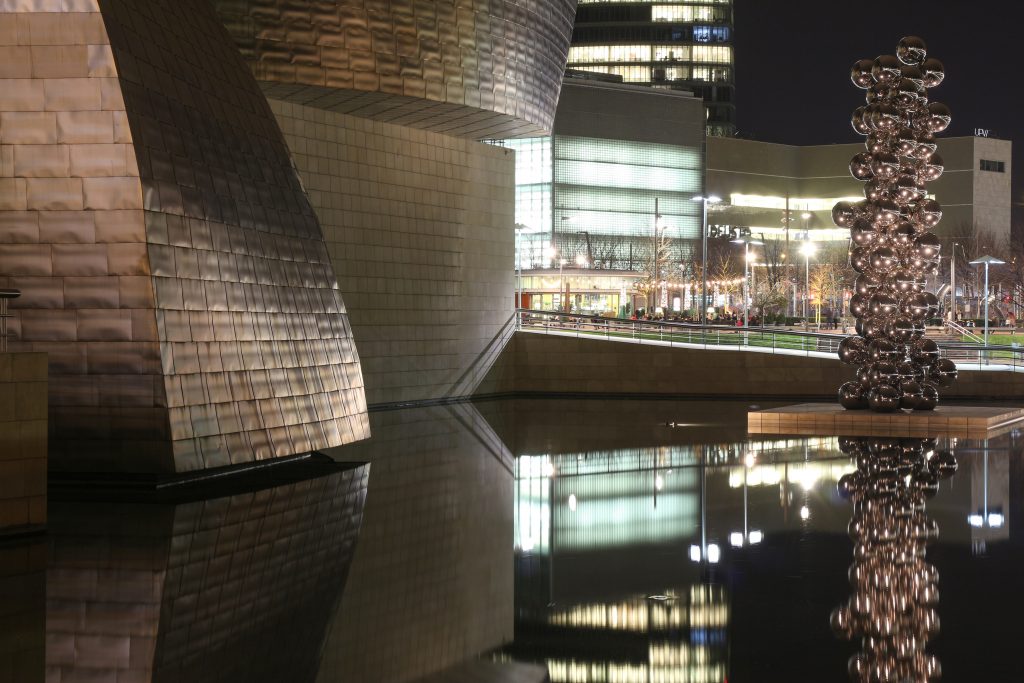 Museo Guggenheim Bilbao – Frank Ghery – WikiArquitectura_047
