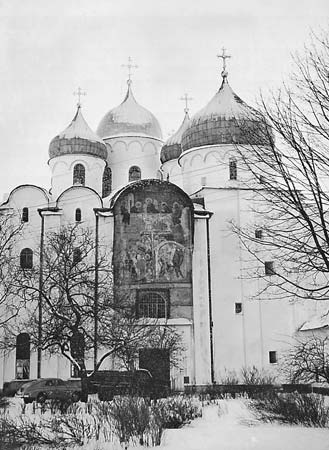 Sta Sofia Nóvgorod arch 1