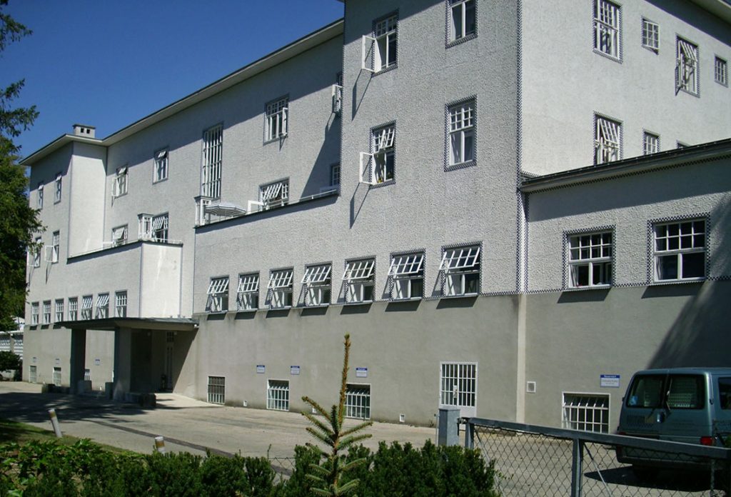 D:DCIM100MEDIAIMG_0020.JPG