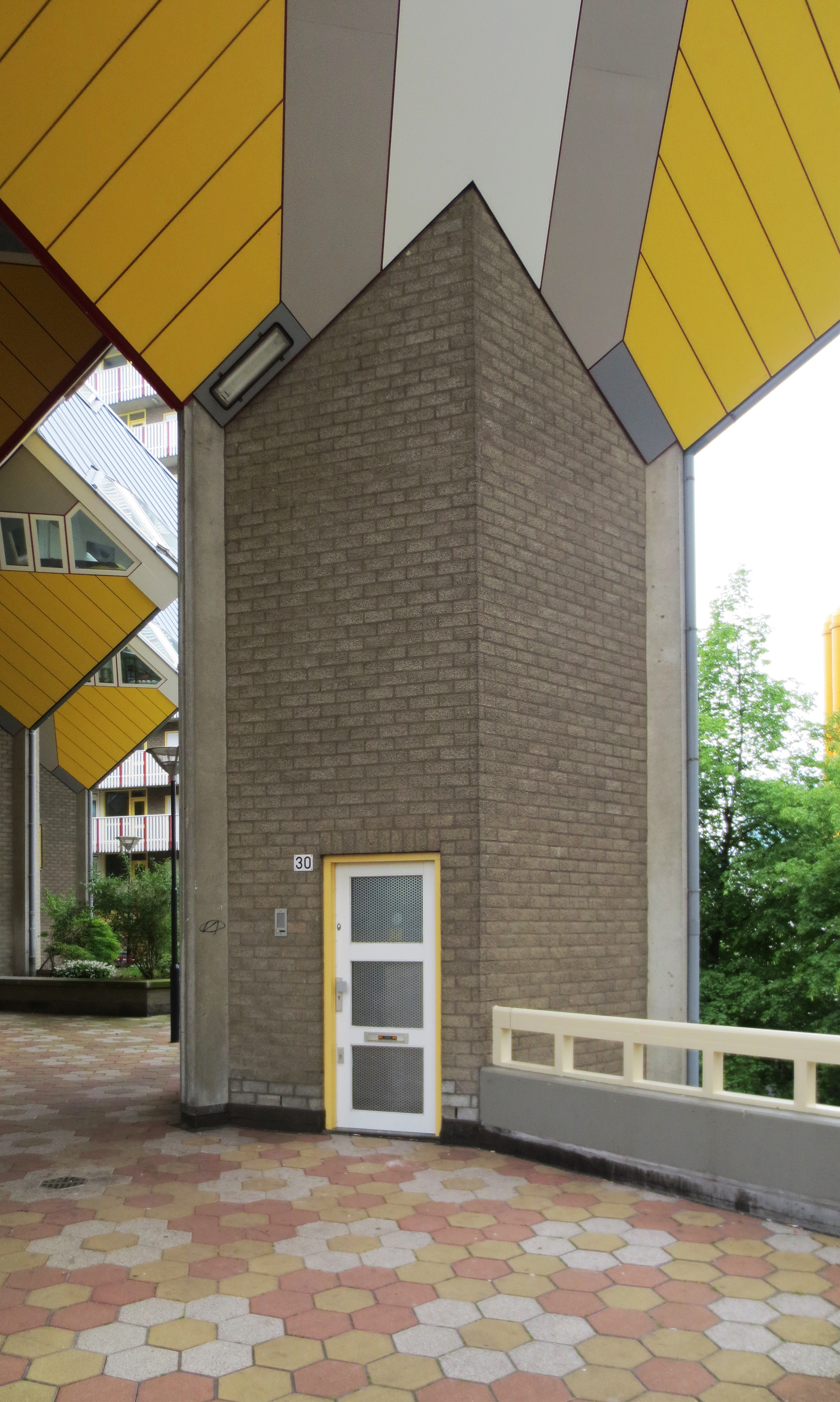 Casas Cubo - Piet Blom - Rotterdam - WikiArquitectura_25 - WikiArquitectura