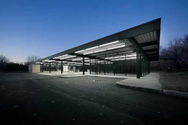 Station Service de Mies van der Rohe
